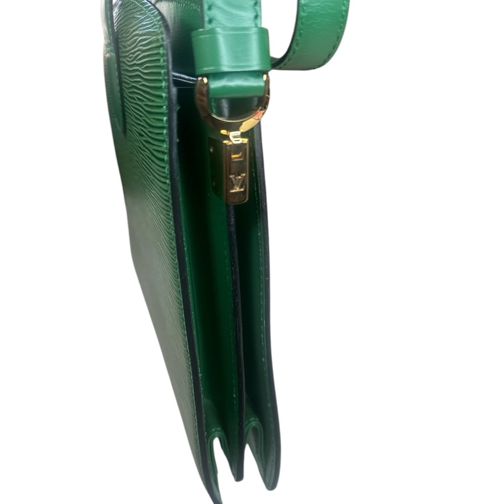 Louis Vuitton Green Epi capucine Leather Crossbody Bag - Picture 3 of 11